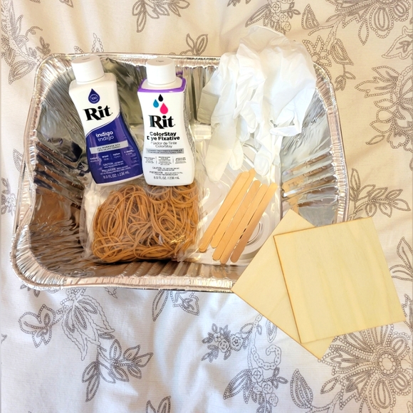 Shibori & Classic Tie Dye Kit from Adults & Crafts - Picture 1 of 9